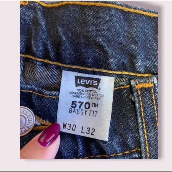 High rise vintage Levi’s 570s - Picture 5 of 6